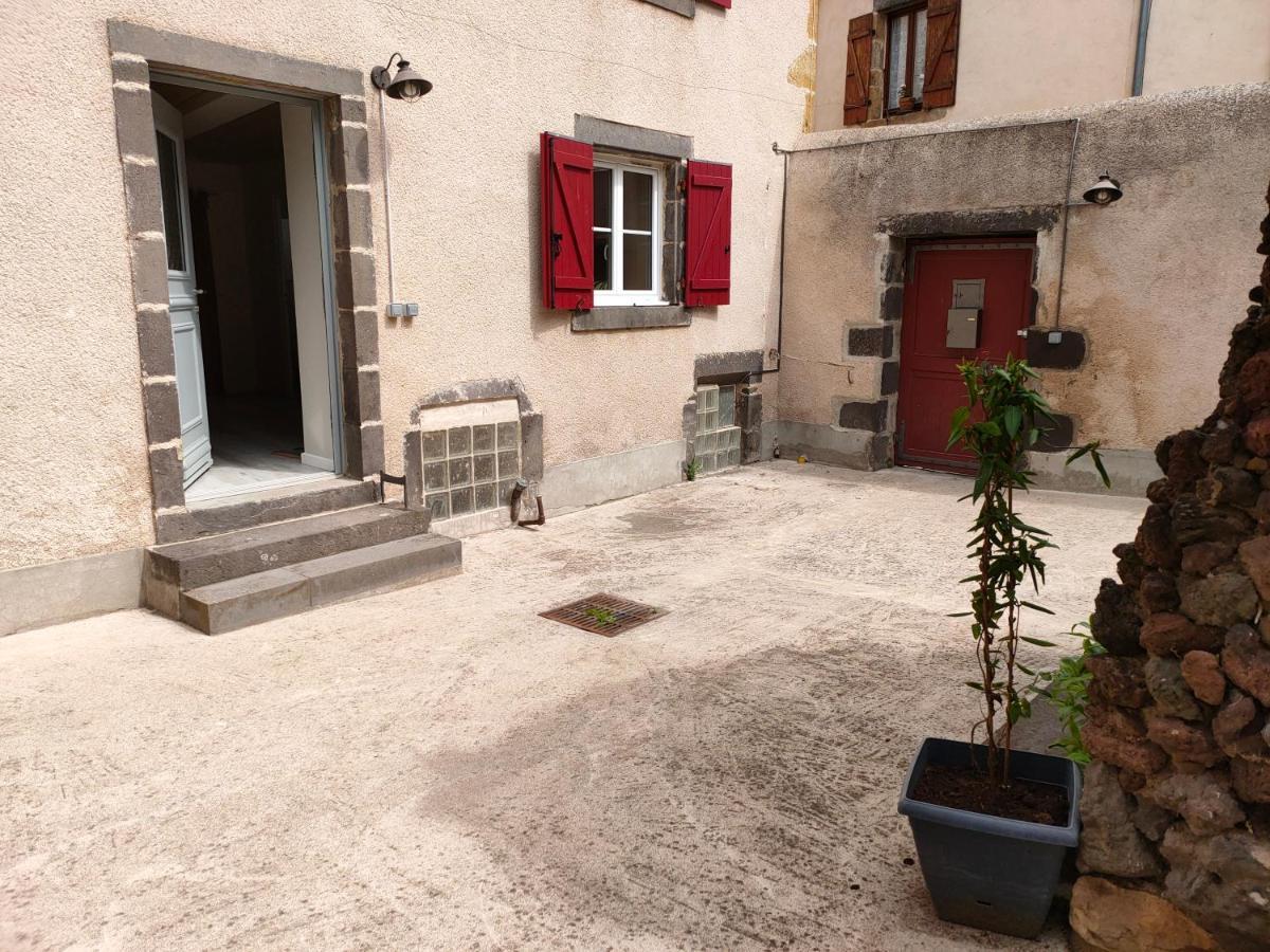 La Lit'Hote Mirefleurs Exterior photo