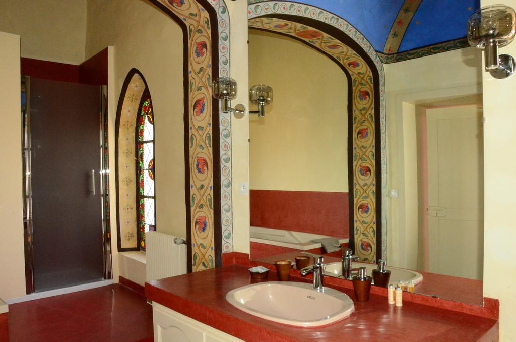 La Lit'Hote Mirefleurs Room photo